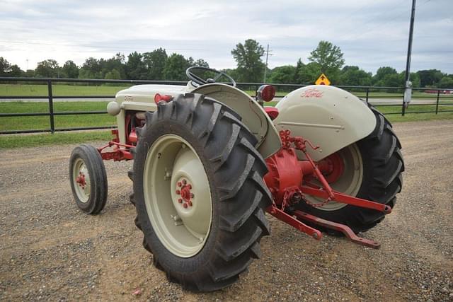 Image of Ford Jubilee equipment image 1