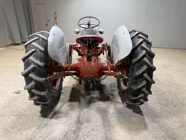 Image of Ford Jubilee equipment image 3