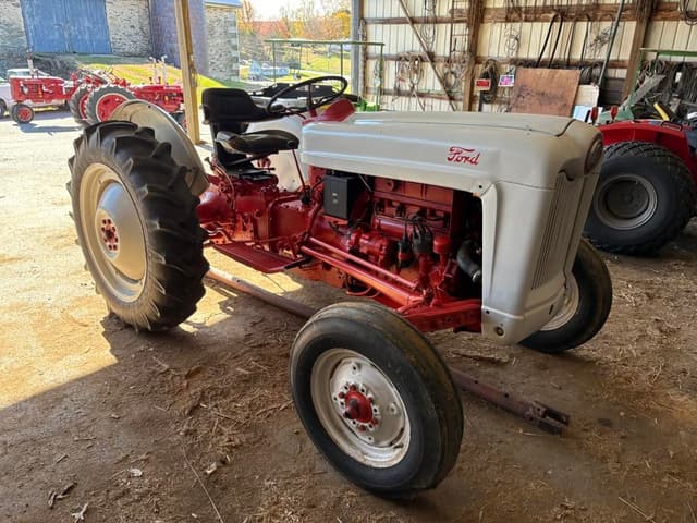 Image of Ford Jubilee equipment image 1