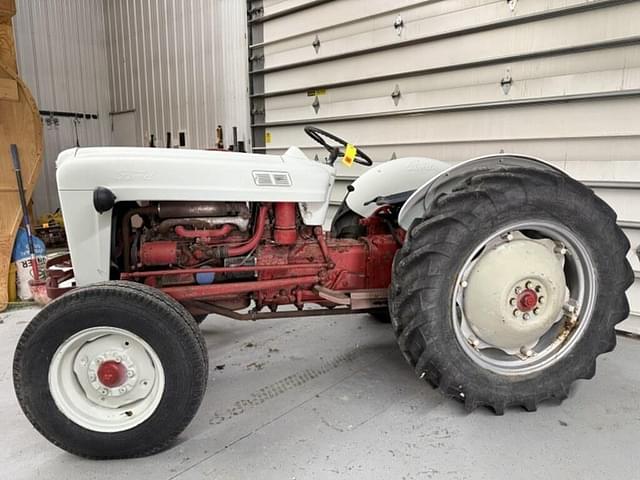 Image of Ford Jubilee equipment image 1