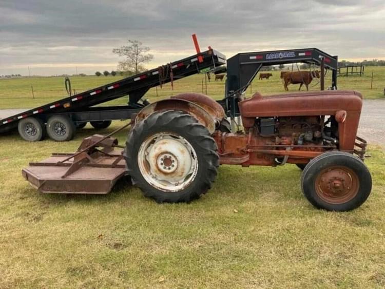 Ford Jubilee Equipment Image0