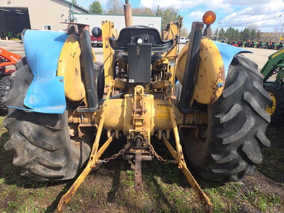 Image of Ford 445 equipment image 3