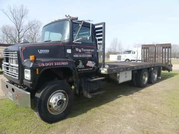 Main image Ford L8000