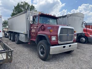 Ford L8000 Image