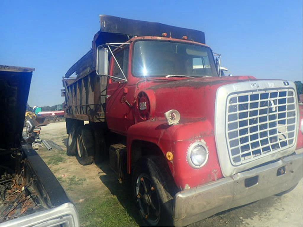 Image of Ford L9000 Primary image