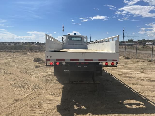 Image of Ford L9000 equipment image 3