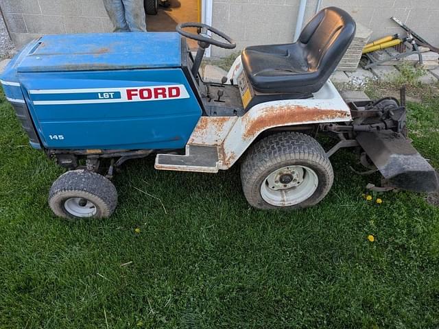 Image of Ford LGT 145 equipment image 3