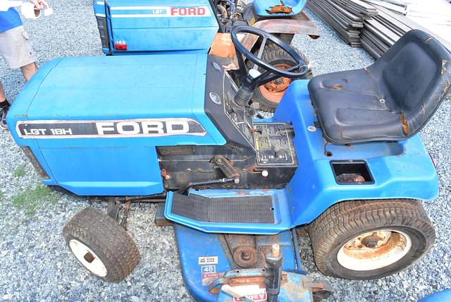 Image of Ford LGT18H equipment image 4