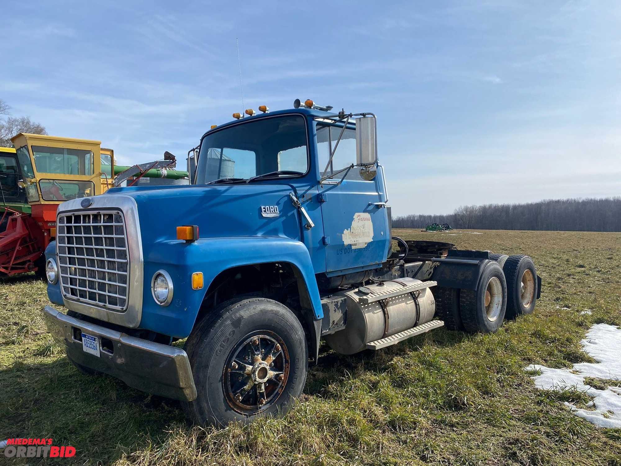 Main image Ford LT9000