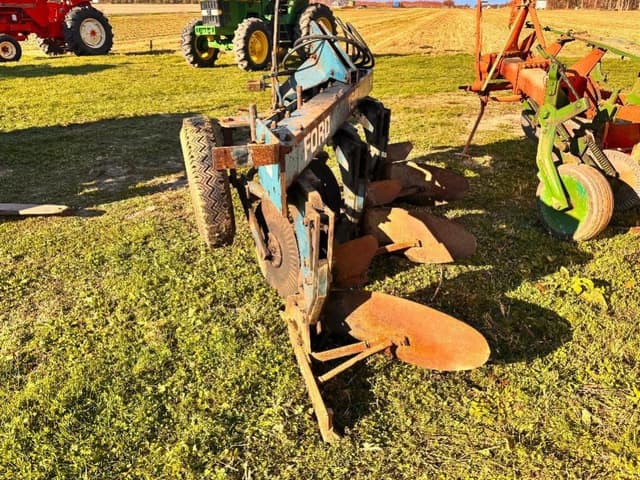 Image of Ford 150 equipment image 4