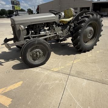 Main image Ford 8N