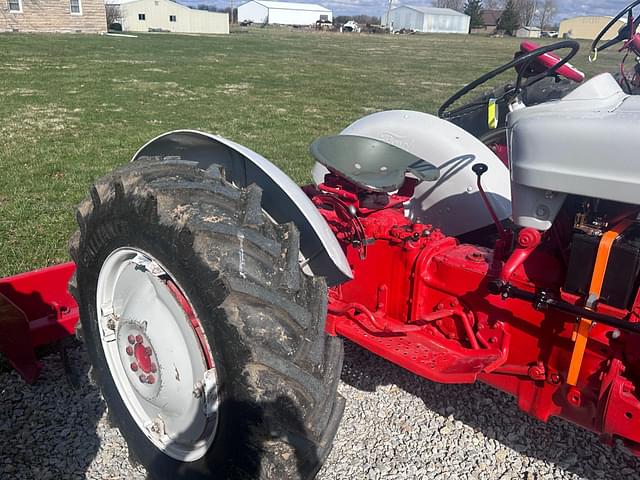 Image of Ford 960 equipment image 4