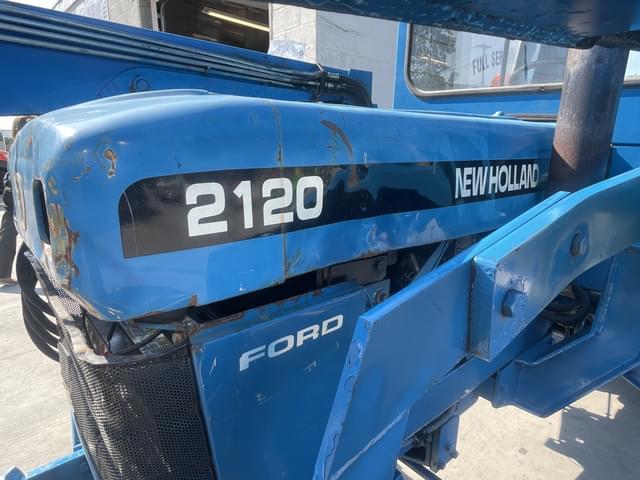 Image of New Holland 2120 equipment image 4