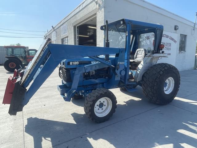 Image of New Holland 2120 equipment image 3