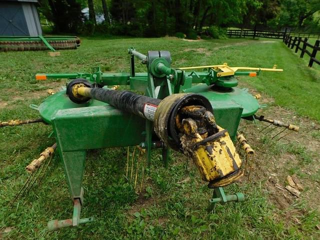 Image of New Holland 254 equipment image 3