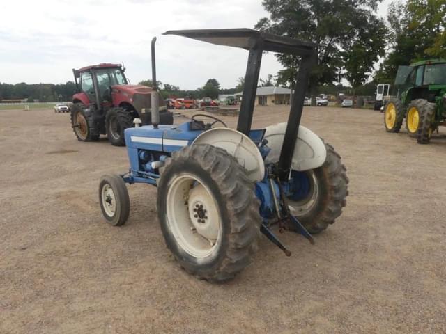 Image of Ford 3600 equipment image 4