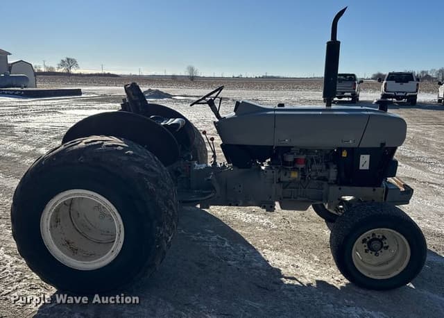 Image of Ford 3930 equipment image 3
