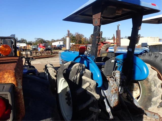 Image of Ford 3930 equipment image 1