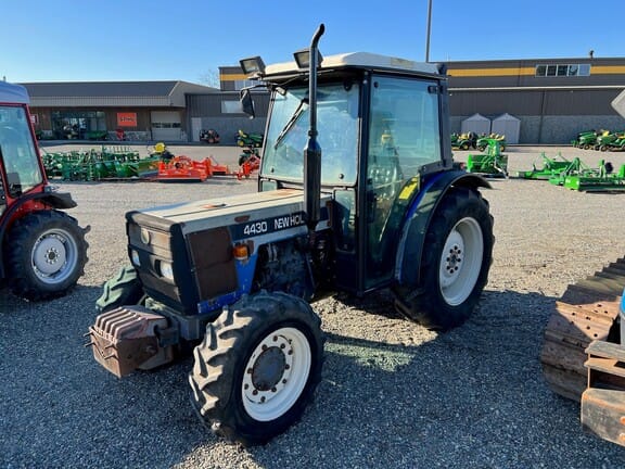 Main image Ford 4430