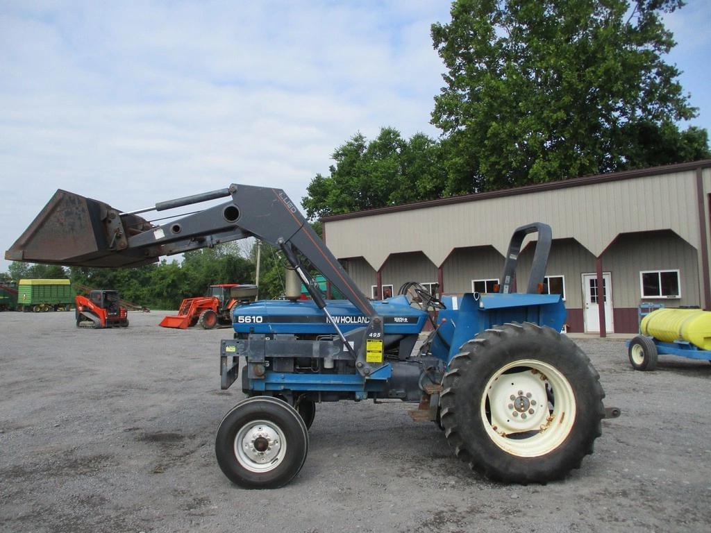 Image of New Holland 5610S Primary image