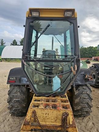 Image of Ford 575D equipment image 3