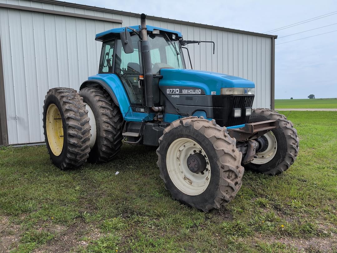Image of New Holland 8770 Primary image