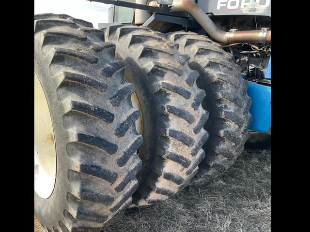 Image of Ford 9680 equipment image 3