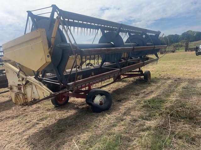 Image of New Holland 971 equipment image 3