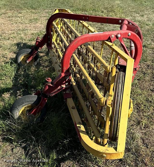 Image of New Holland 57 equipment image 3