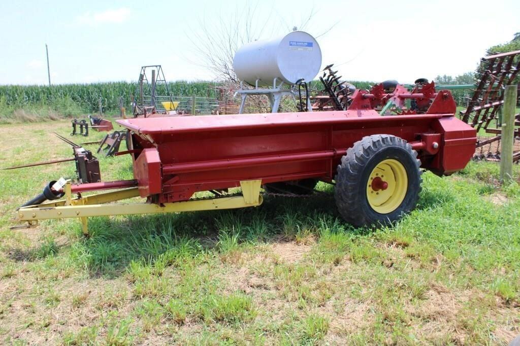 Image of New Holland 329 Primary image
