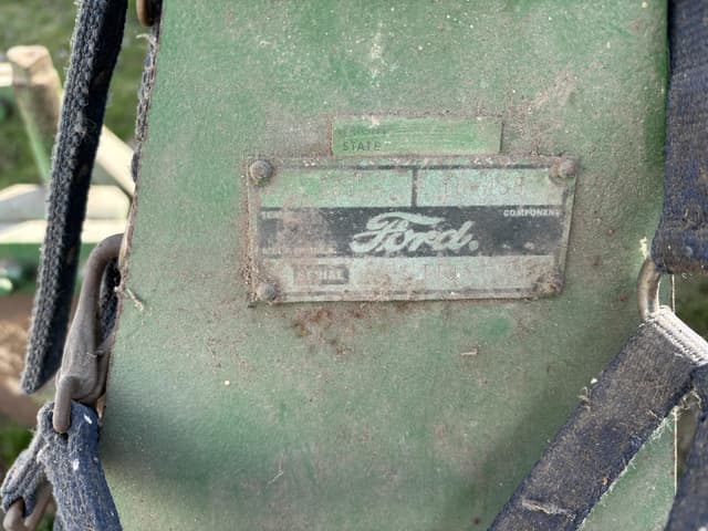 Image of Ford 101 equipment image 2
