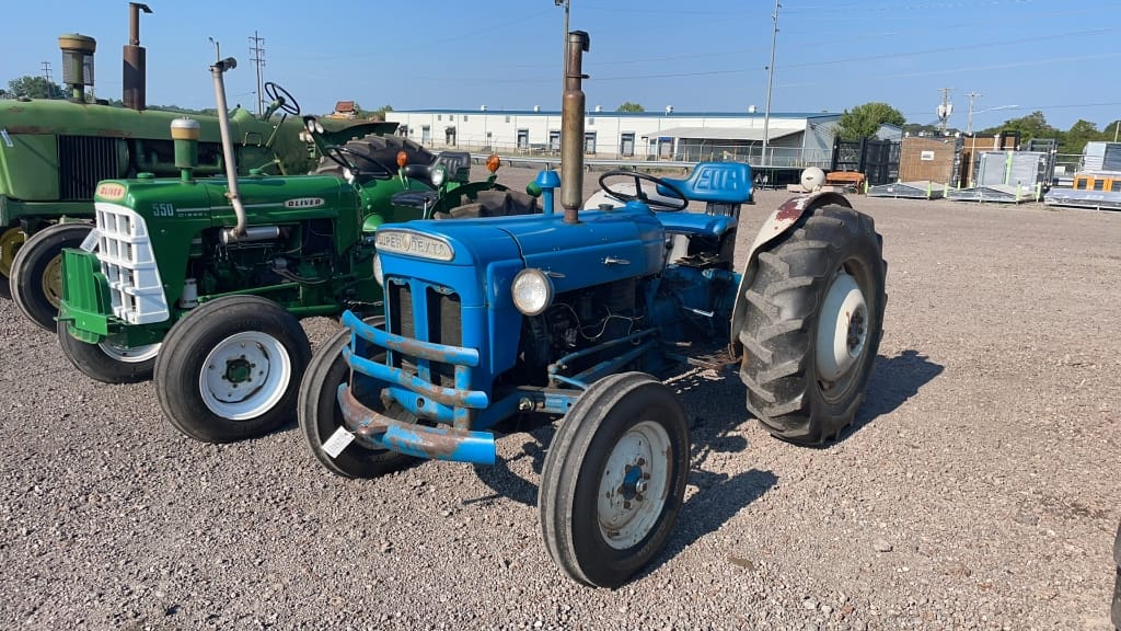 Main image Fordson Super Dexta