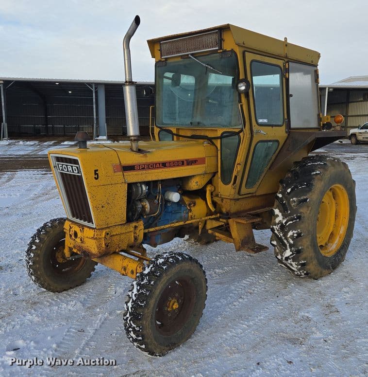 Image of Ford 6600 Primary image