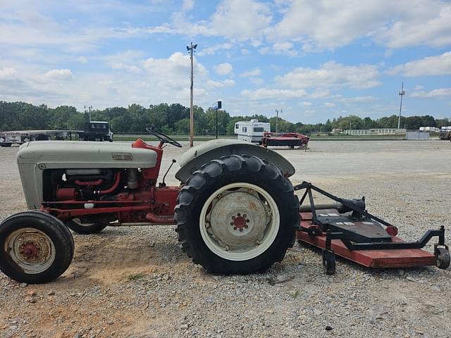 Image of Ford 800 equipment image 2