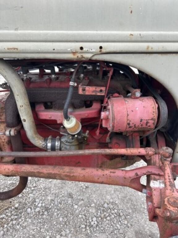 Image of Ford 9N equipment image 1