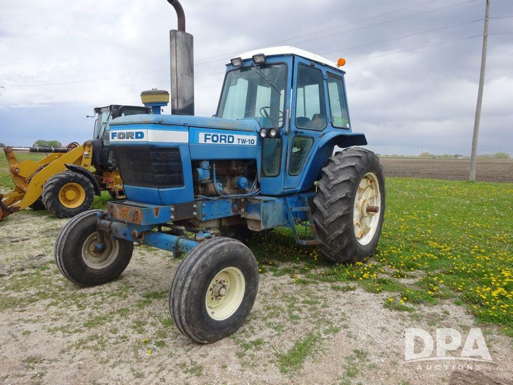 Main image Ford TW-10