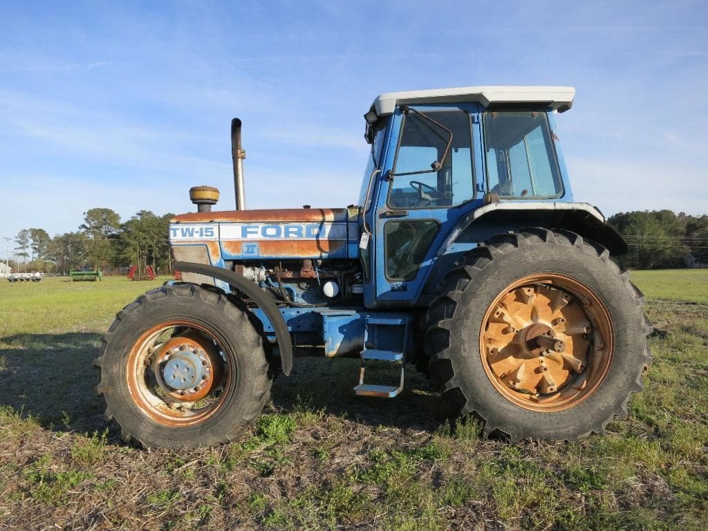 Image of Ford TW-15 Primary image