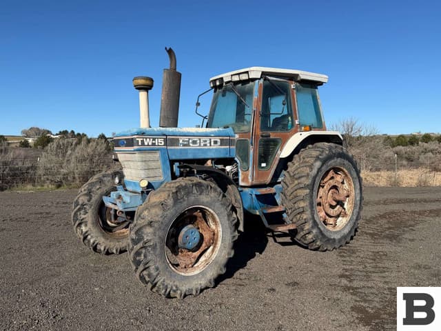 Image of Ford TW-15 equipment image 1