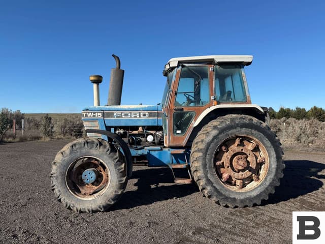 Image of Ford TW-15 equipment image 2