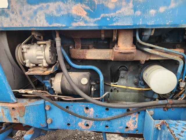 Image of Ford TW-20 equipment image 4