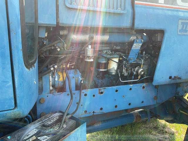 Image of Ford TW-25 equipment image 4