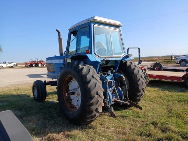 Image of Ford TW-30 equipment image 4