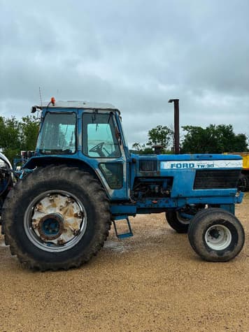 Main image Ford TW-30