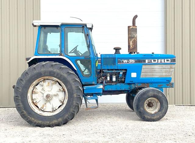Image of Ford TW-35 equipment image 2