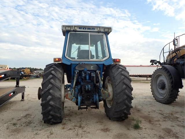 Image of Ford TW-35 equipment image 3