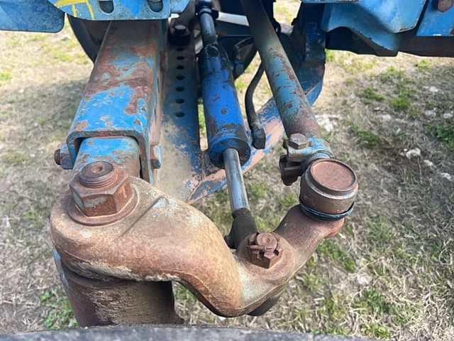 Image of Ford TW-5 equipment image 3