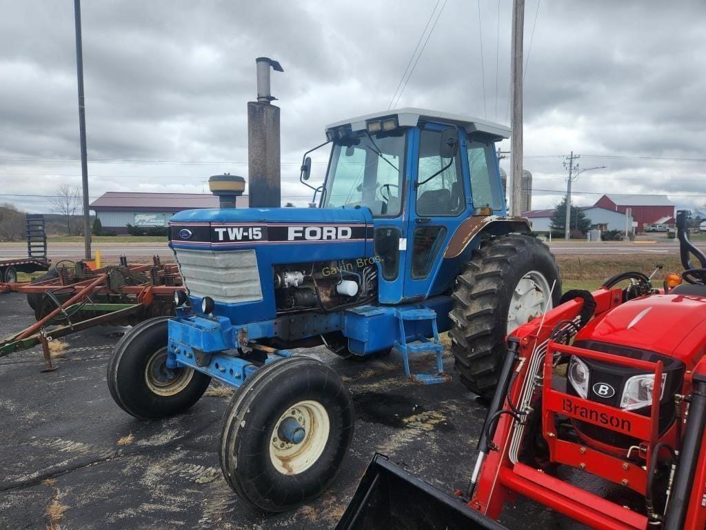 Main image Ford TW-15