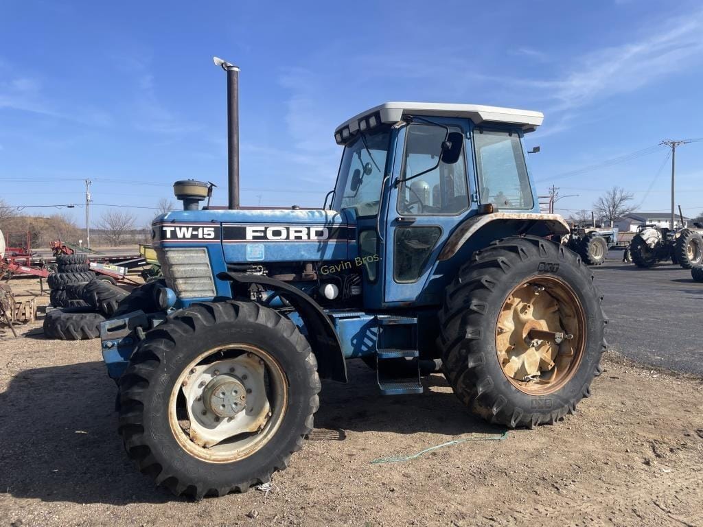 Main image Ford TW-15