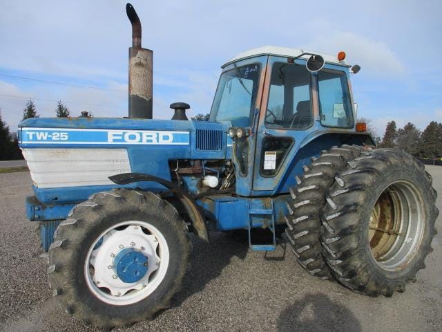 Main image Ford TW-25