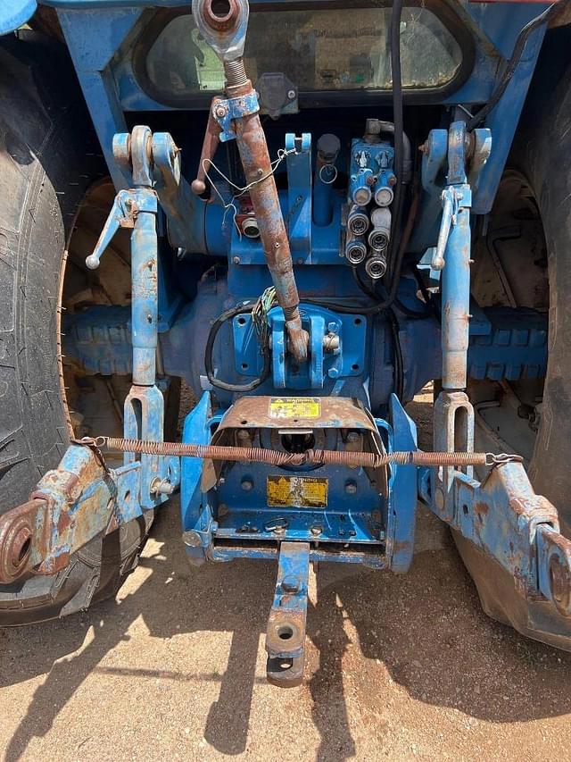 Image of Ford TW-25 equipment image 2